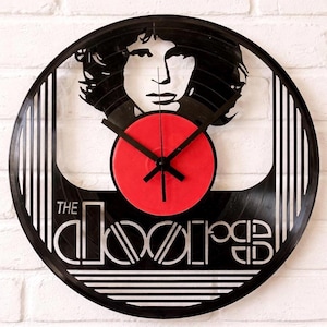 Relógio de parede feito com vinil reciclado – Silhueta de lenda do rock – Silencioso – Presente musical – Decoração retrô (Etiqueta vermelha/branca)