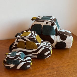 Bolsa para guardar coches de juguete con forma de coche - 3 tamaños / Patrón de costura digital