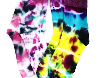 Adult tie-dyed cotton socks size 8-10 unisex