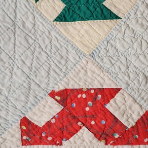 Vintabe Quilt, Churn Dash Quilt, handgesteppt, maschinell zusammengesetzt. Bild 8