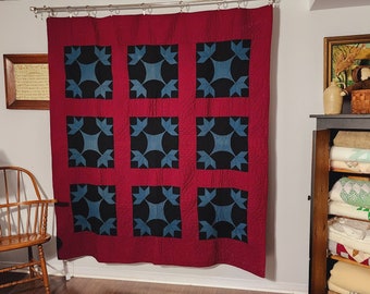 Antique menonite quilt, hand pieced, hand quilted. Calico, wool and cotton quilt. Circa 1920's-30's.  Hands all round pattern