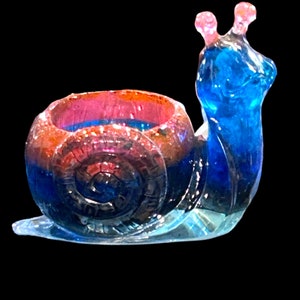 Cute resin snail trinket holder or small planter