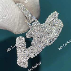 2.61 CTW Round VVS1 Moissanite Letter Pendant, Iced Out Hip Hop Pendants, Custom Moissanite Charm Pendant, Christmas Gift Pendant