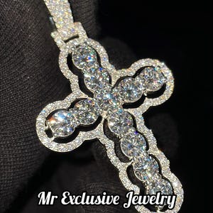 Men&#39;s Iced out Cross Pendant, VVS Moissanite Diamond Hip Hop Pendant, Custom Made Charm For Christmas Gift, Passes Tester, Ready to Ship