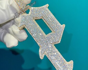 Custom Iced out P Initial Letter VVS Lab Diamond Pendant, Mens Round Cut Moissanite Pendant with 10K Gold Hip Hop Jewelry For Halloween Gift