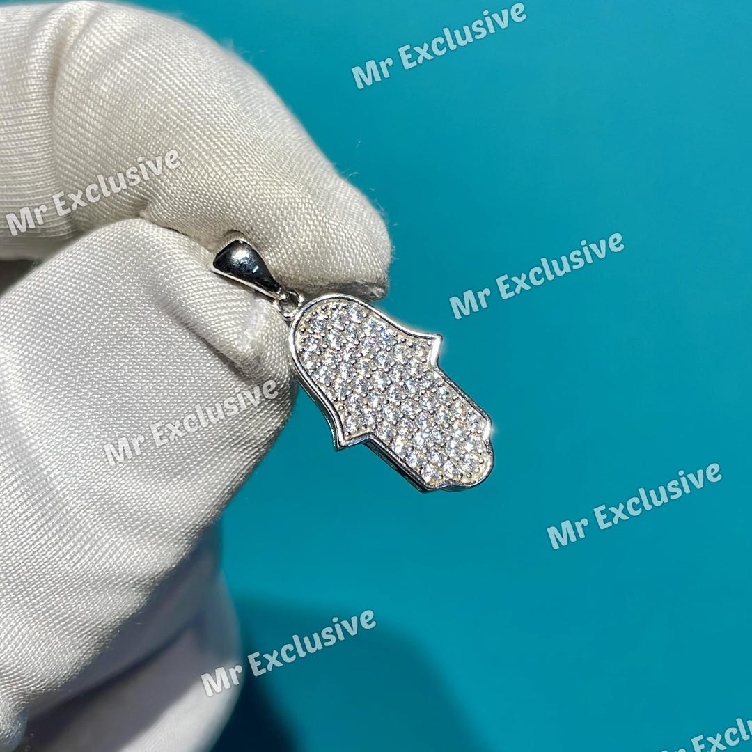 Hamza Custom Fully Iced Out Lab Grown Diamond Hamza Hand Pendant VVS Diamond ...