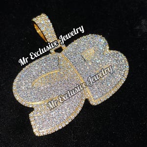 Colgante de hip hop con letras bañadas en oro de 10 quilates, colgante con nombre y logotipo personalizado helado, colgante con letras de moissanita VVS1, regalo de cumpleaños de hip hop para hombres