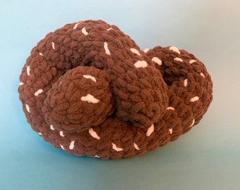 Crocheted Pretzel Stuffie