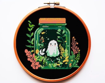 Patrón de punto de cruz gótico moderno PDF Bordado Fantasma en un frasco Botella Madera Boho Brujería Arte de punto de cruz Espeluznante Pequeño Lindo Divertido Xstitch