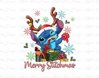 Könnte beinhalten: Eine blaue Comicfigur mit Weihnachtsmütze und Rentiergeweih, die eine rote Schleife hält und von Weihnachtsgeschenken umgeben ist. Der Text "Merry Stitchmas" steht unter der Figur.