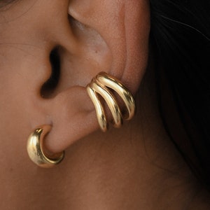 Orecchini a polsino in oro, finitura argento o oro, oro 18 carati su ottone, orecchini a polsino senza piercing, design moderno minimalista scultoreo massiccio, regalo