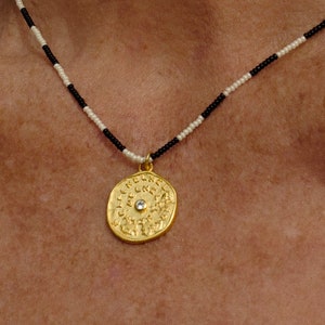 Collier pièce de monnaie en perles réversibles, plaqué or 18 carats, pendentif en pierres précieuses