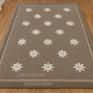 Hand Tufted Wool Area Rug: Floral Pattern, Modern Minimalist 8x10