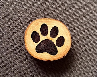 Wooden tree disc with dog paw – laser engraved branch disc 4-6 cm – personalized gift idea for dog lovers and animal lovers