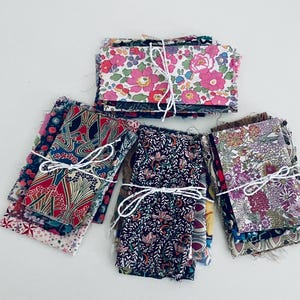 Confezione di resti di tessuto Mystery Liberty Tana lawn da 25 g