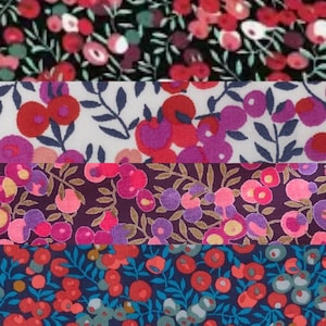 Set med Liberty Tana-tyger i klassiskt Wiltshire Berries-set