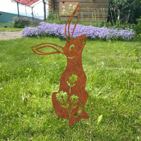 Rusty Metal Moon Gazing Hare - Pagan - Metal Rabbit Garden Stake - Celtic Gift - Rodent -  Rabbit Statue - Star Gazing - Garden Gift