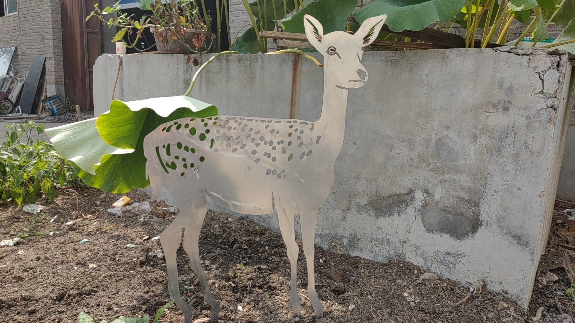 Metal Deer Garden Stakes Rusty Metal Doe and Fawn Deer Deer Etsy