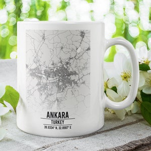 Mug Carte monochrome d'Ankara, Turquie – Mug à café en céramique de 11 oz (330 ml) – Design de carte urbaine moderne – Cadeau souvenir unique pour les amateurs d'Ankara