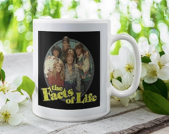 Taza de internado para chicas de los 80: Inspirada en hechos reales, regalo nostálgico de la televisión retro, taza feminista empoderadora para fans de las comedias clásicas.