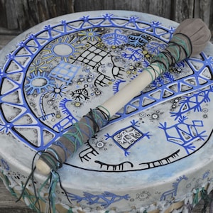 Shaman hand drum, Teleuts. Painted drum with the spirit of an assistant on the back of a tambourine