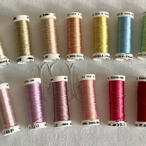 Bobines individuelles, fils de soie de Paris, 5m.