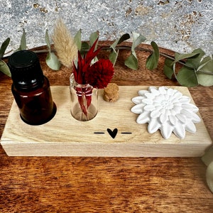 Board with small Fragrance flower for essential oils with oil holder and small bouquet, diffuser, aroma, fragrance, room fragrance dispenser, room fragrance dispenser image 1