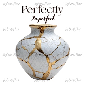 Op de afbeelding: Een witte vaas met gouden accenten en een gouden rand. De vaas heeft een gebarsten ontwerp gevuld met goud, met de woorden "Perfectly Imperfect" erboven. Een decoratief item.