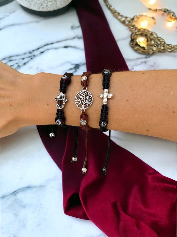 WOVEN FRIENDSHIP BRACELET W/CHARMS BLACK WOVEN FRIENDSHIP BRACELET W/CHARMS BLACK