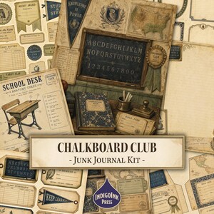 Puede incluir: Un kit de diario creativo digital titulado CHALKBOARD CLUB con efímeros escolares de estilo vintage. Los elementos incluyen una pizarra con alfabeto y números, un cuaderno, pases de pasillo, premios, mapas y un gráfico de anatomía de un pupitre.