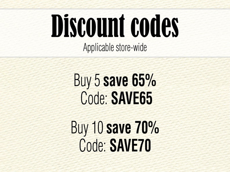 K&ouml;nnte beinhalten: Ein wei&szlig;er Hintergrund mit schwarzem Text, der "Discount codes" und "Applicable store-wide" lautet. Unter dem Text befinden sich zwei Rabattcodes: "Buy 5 save 65% Code: SAVE65" und "Buy 10 save 70% Code: SAVE70".