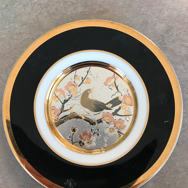 The Art of Chokin 6 inch decorative plate with gold edging. Made in Japan