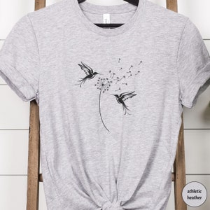 Bird Lovers T-Shirt, Birdwatchers Gift, Easily Distracted By Birds Shirt, Bird Shirt, Birdwatcher Shirt, Cute Birdie Shirt, Twitchers Shirt