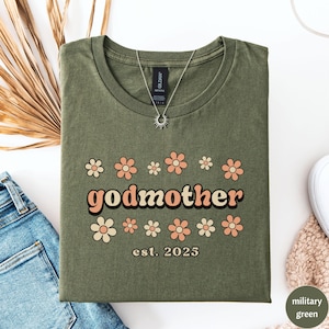 Custom Godmother Shirt, Floral Godmother Tee, Personalized Godmom Shirt, Pregnancy Reveal Gift for New Godmother , Retro Godmother T-shirt