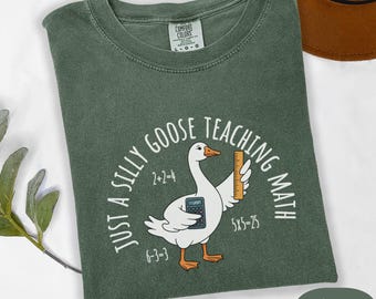 Camiseta con colores que te hacen sentir cómodo con las matemáticas, regalo para profesores de matemáticas, camiseta de matemáticas, regalo de agradecimiento para profesores de matemáticas, camiseta para amantes de las matemáticas, camiseta del equipo de matemáticas