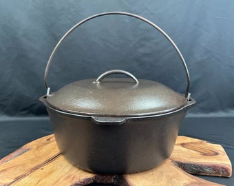 Vintage Cast Iron Dutch Oven Pot 10”