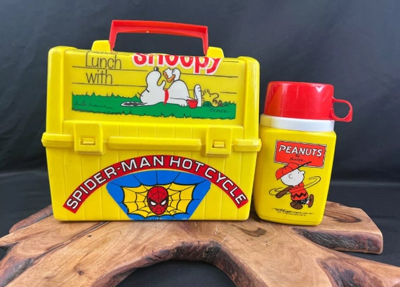 Vintage Peanuts Snoopy Thermos Lunch Box 1968 Com… - image 6