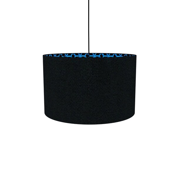 Blue Pattern (Inside), urbanes Motiv bedruckt auf Bio-Leinen, Außenseite schwarze Baumwolle. Deckenhänger oder Tisch/Stehlampe einsetzbar