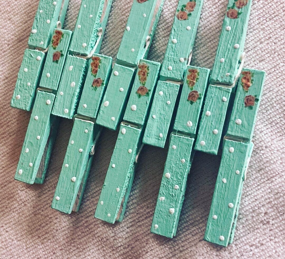 Beautiful Set of 10 Shabby Chic Wooden Clothe Pegs. Etsy UK