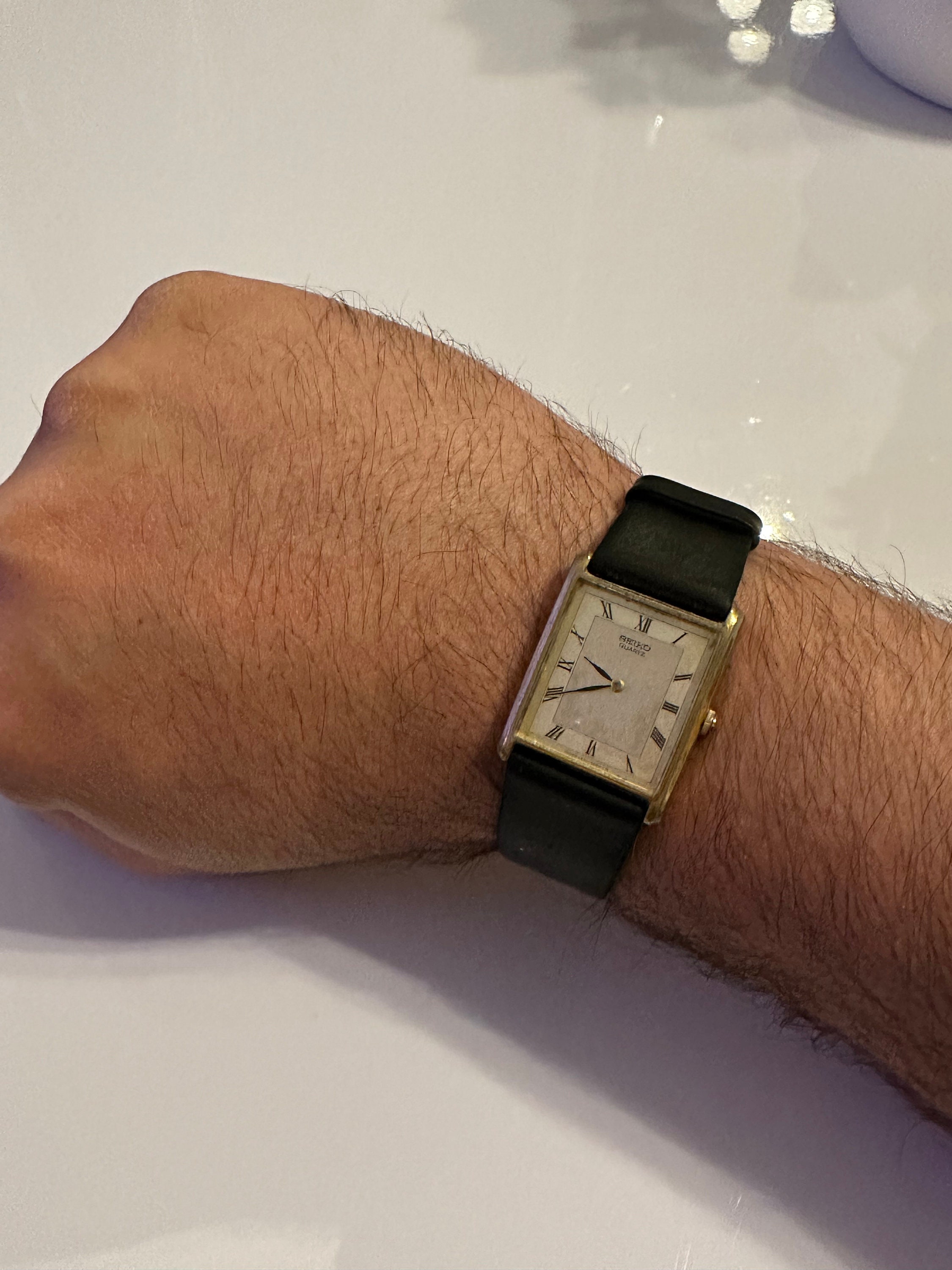 SEIKO tank ヴィンテージ 稼働品 美品 Vintage Seiko Tank Mens SGP Watch , Japan , Genuine Leather