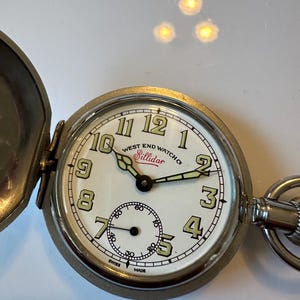 希少なヴィンテージ スイス製手巻き West End Watch Co Sillidar