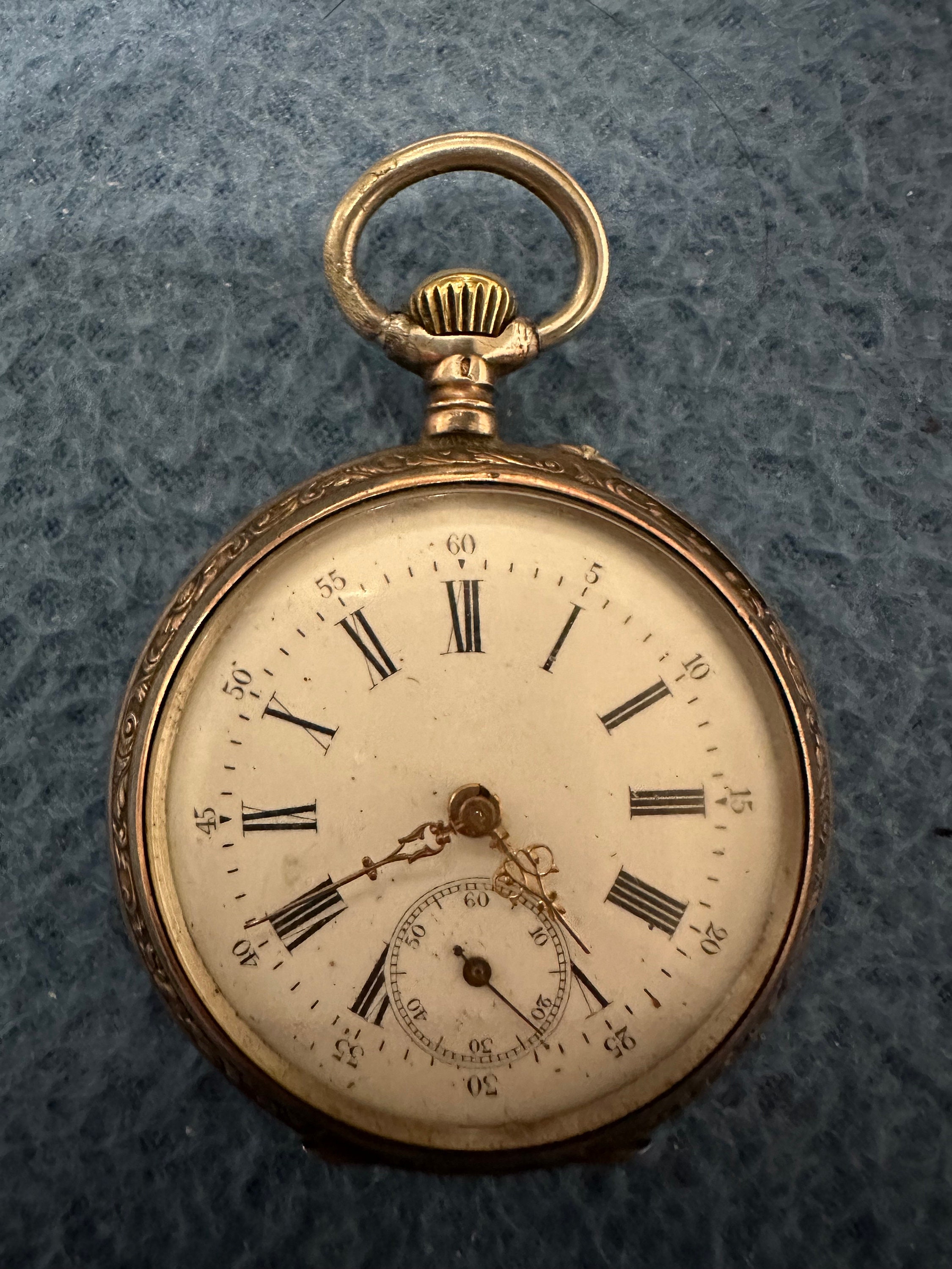 アンティーク懐中時計 機械式 スイス製 Goldene Medaille シルバー 800