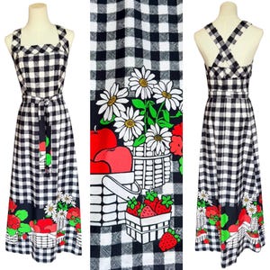 Vintage 1970s MALIA Honolulu maxi dress, pop art novelty print, gingham strawberry apple fruit flowers picnic, hawaiian dress, sz Sm