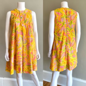 Vintage 1960s mod psychedelic paisley print tent dress sleeveless yellow pink purple green S/M Toni Lynn label