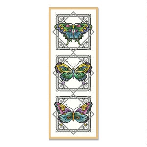 Schoonheid van vlinder, vlindersampler, geteld kruissteekpatroon, bloemmotief, pauw, insecten, bloemenpatroon, Instant Download PDF