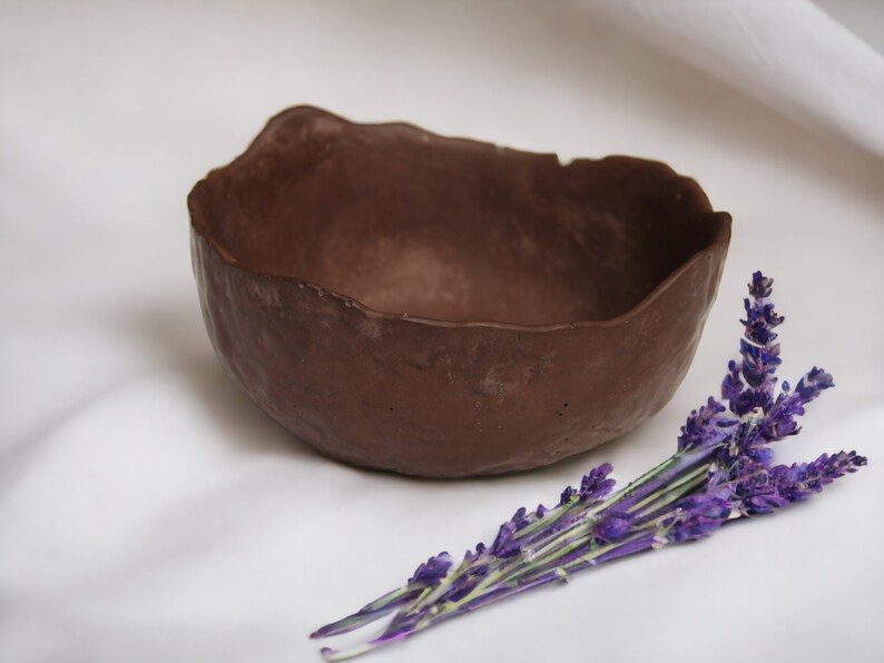 Decorative bowl made of concrete, jewelry bowl, decorative element on a sideboard, shelf for keys, concrete bowl, concrete decorative item, Brown