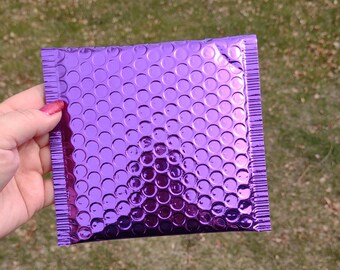 Metallic purple padded bubble mailer envelopes, pack of 5, 5.25x5.75 inch