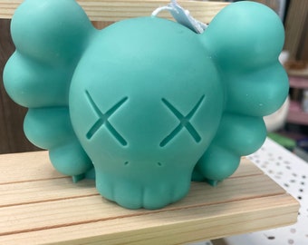 Kaws and Friends Candle