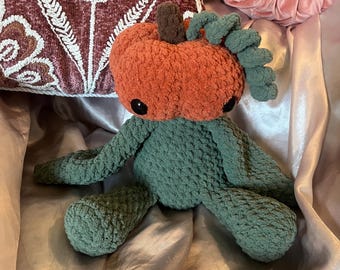 Herbst Kürbis Plüschi | Herbst Dekor häkeln Plüsch | Niedliche Dekoration | Handgefertigtes Geschenk | Kuscheltier | Decken Garn