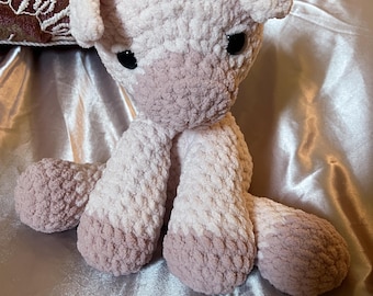 Paisley Pig Crochet Pattern | Sitting Piggy | DIGITAL DOWNLOAD ONLY